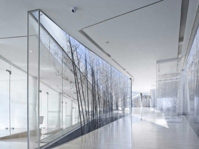 výroba sklenených dverí a stien